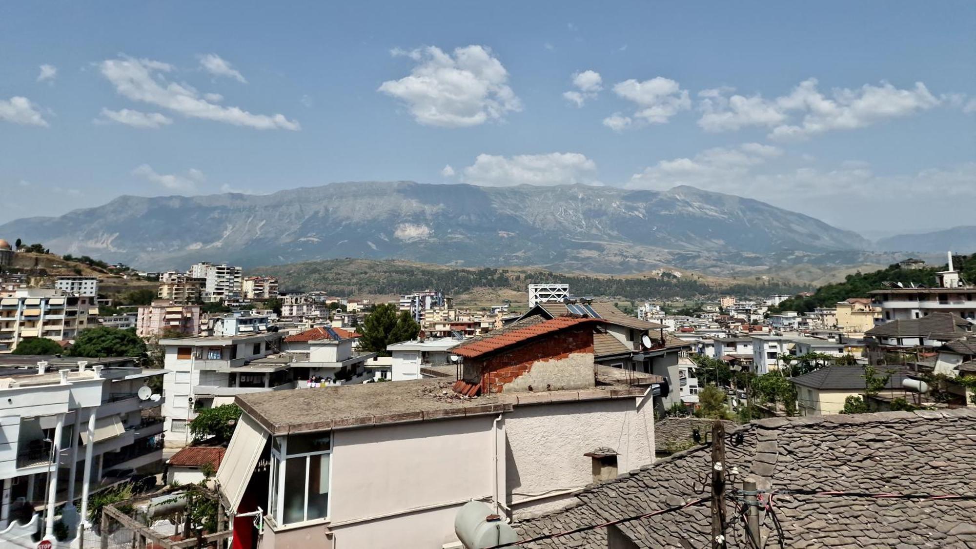 Apartment Antigona Gjirokastër Eksteriør billede